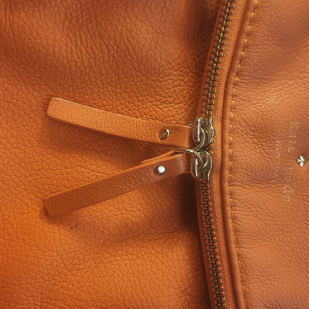 Kate Spade Cobble Hill Small Leslie Convertible Bag GUC Pumpkin Orange - Picture 8 of 16